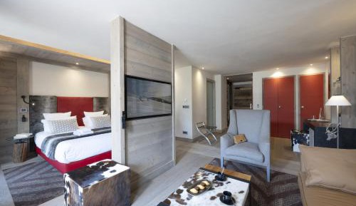 Junior Suite with Spa Access