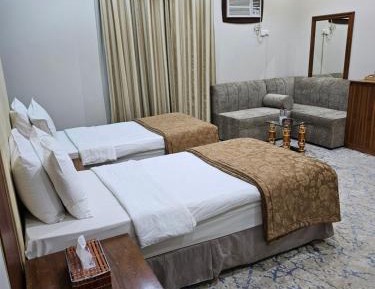 Deluxe Queen Room