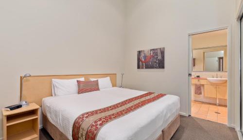 Two-Bedroom Apartment with Loft 