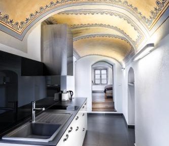 Apartment with Whirlpool