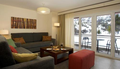 Apartment (2 Adults)