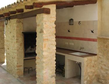 Cottage (8 Adults)