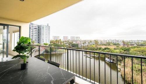 Three-Bedroom Apartment with Water View