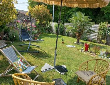 Superior One-Bedroom Apartment