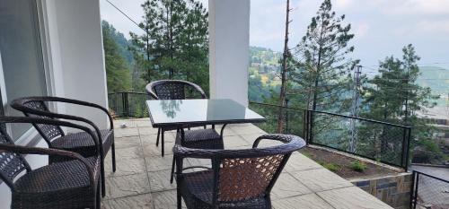 Three-Bedroom Holiday Home 