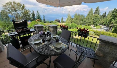 Studio with Lake View