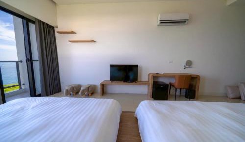 Deluxe Queen Room with Two Queen Beds
