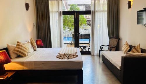 Triple Room with Terrace