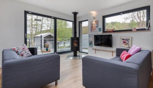 Three-Bedroom Holiday Home 