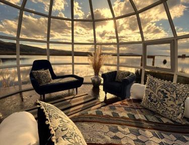 Deluxe King Suite