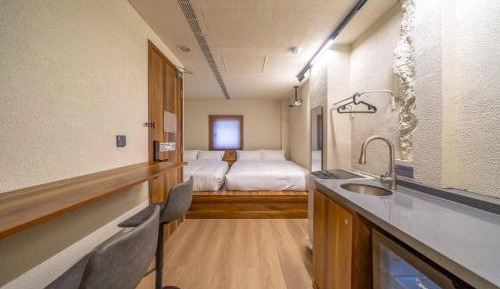 Classic Quadruple Room