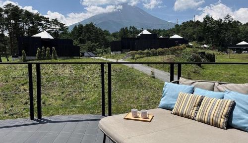Quadruple Room with Mountain View