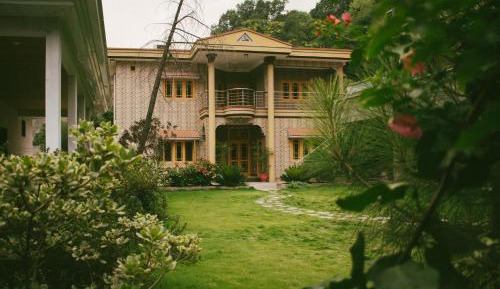 Three-Bedroom Holiday Home 