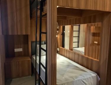 10-Bed Male Dormitory Room