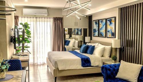 Studio Apartment with Queen Bed