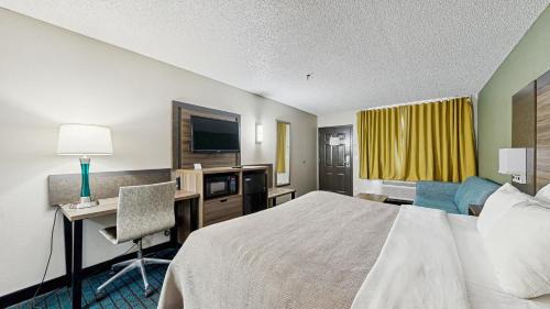 King Room with Sofa Bed - Non-Smoking