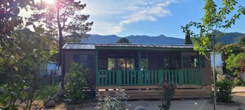 Deluxe Bungalow
