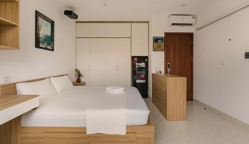 Studio with Balcony