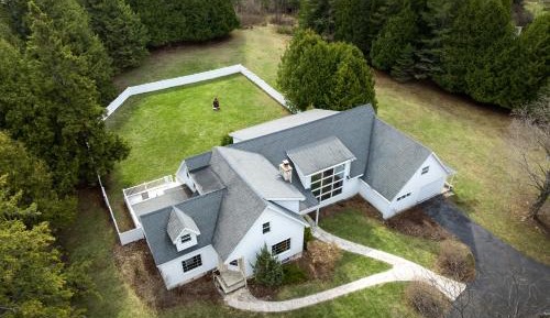 Seven-Bedroom House