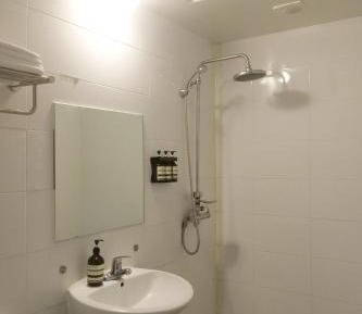 Premier Deluxe Twin Room