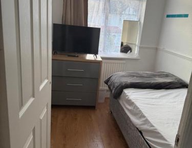 Deluxe Single Room