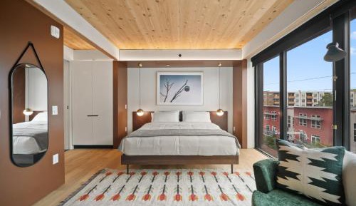 Studio Apartment