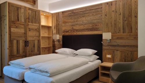 Deluxe Double Room with Bath