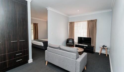 Queen Suite