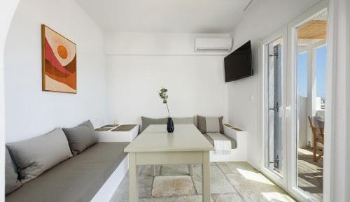 One-Bedroom Apartment with Sea View