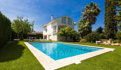 Villa with Private Pool