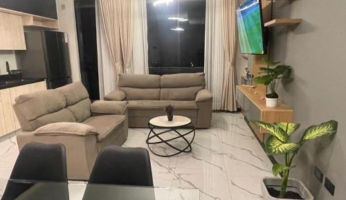 Two-Bedroom Apartment with City View