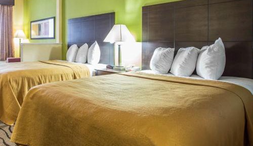 Double Suite with Two Double Beds - Non-Smoking