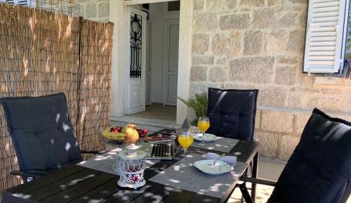 Superior One Bedroom Apartment with Terrace and Sea View