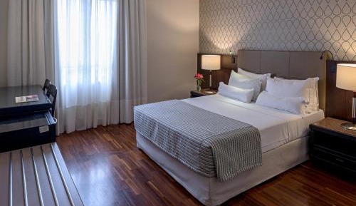 Superior com Cama de Casal