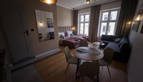 Studio Apartment