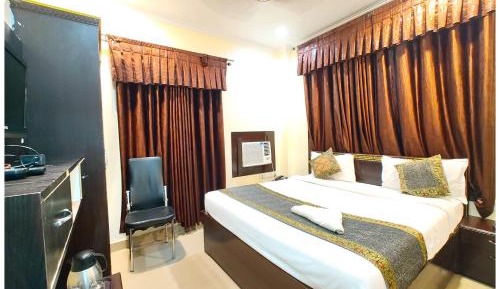 Deluxe King Room