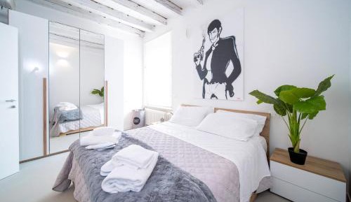Standard King Room