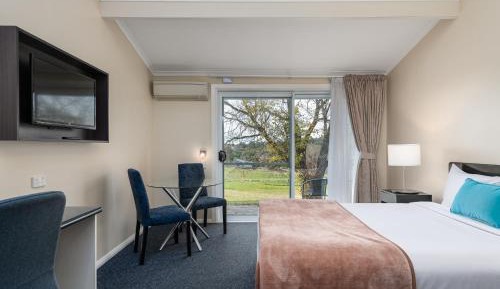 Queen Suite