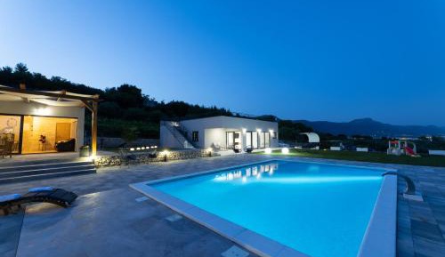 Superior Villa