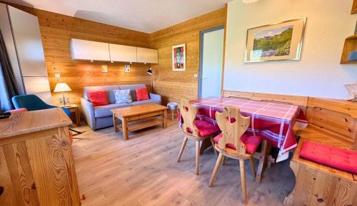 Apartment (5 Adults)