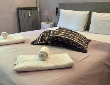 Double Room with Shared Bathroom