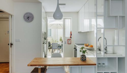 One-Bedroom Apartment with Terrace