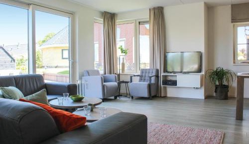 Four-Bedroom Holiday Home