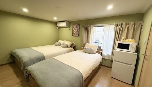 Studio Apartment with One Double Bed