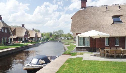 Four-Bedroom Holiday Home