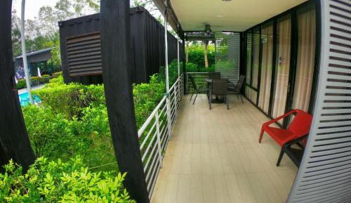 Deluxe Family Room