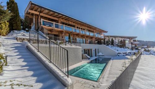 Superior Chalet