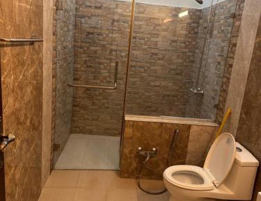 Deluxe Double Room (2 Adults + 1 Child)