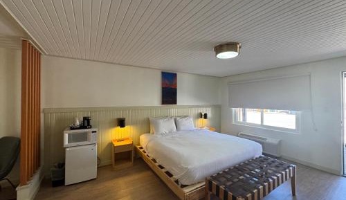 Standard King Room