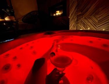 King Suite with Spa Bath